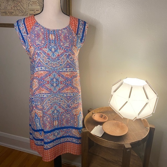 Everly Printed Short Sleeve Shift Dress Size Medium - Picture 1 of 8